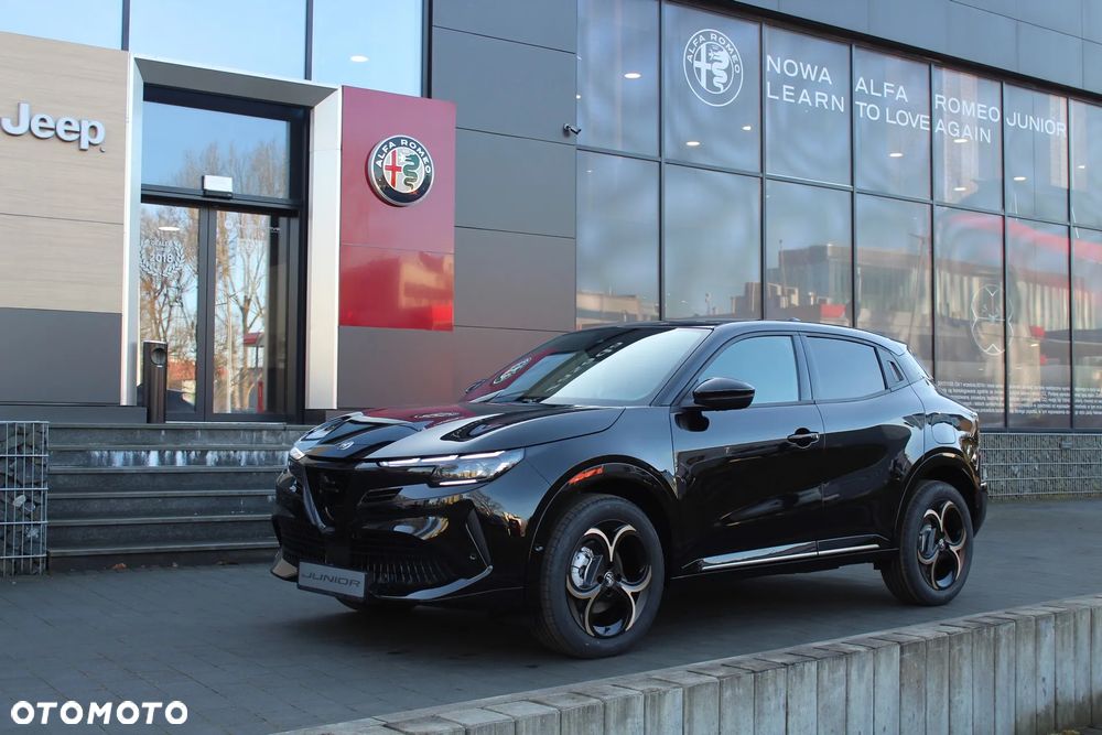 Alfa Romeo Junior 1.2 mHEV Ibrida Intensa Q4 eDCT - 1