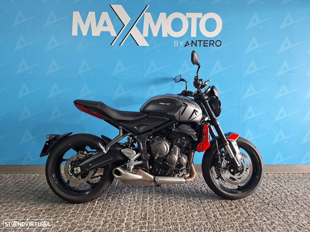 Triumph Trident - 1