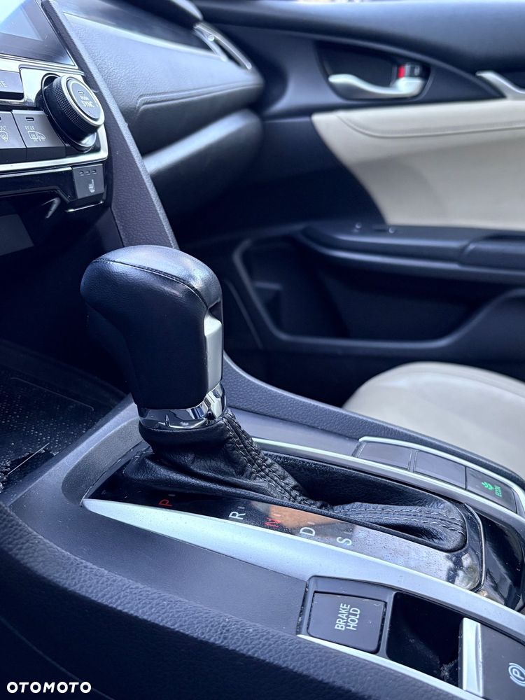 Honda Civic 1.5 T Executive CVT - 33