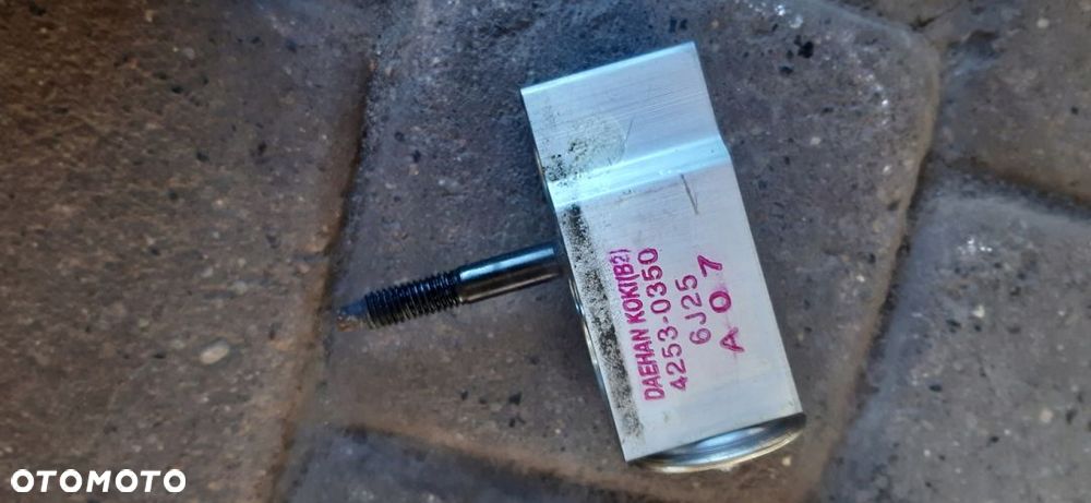 SsangYong Actyon Zawór Rozprężny - 1