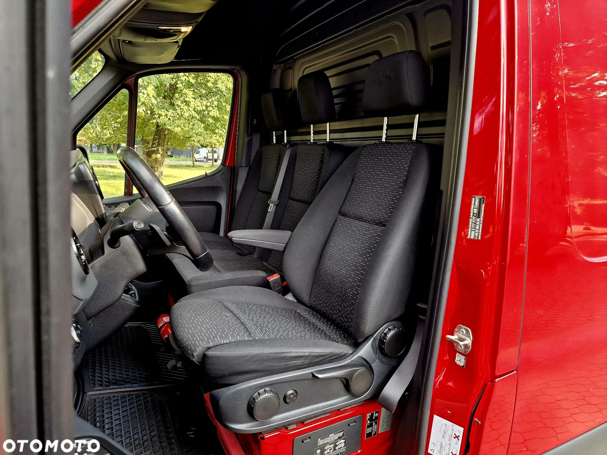 Mercedes-Benz SPRINTER - 17