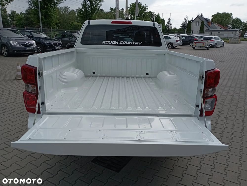 Isuzu D-Max 1.9 EC LS - 11