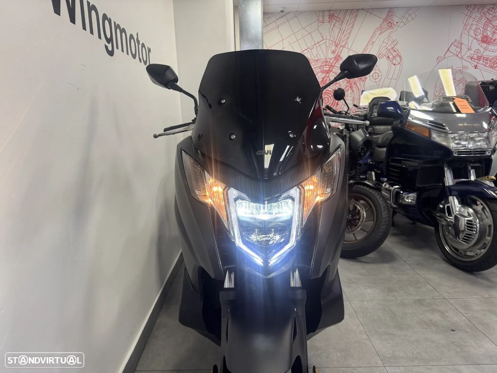 Honda Integra 750 - 4