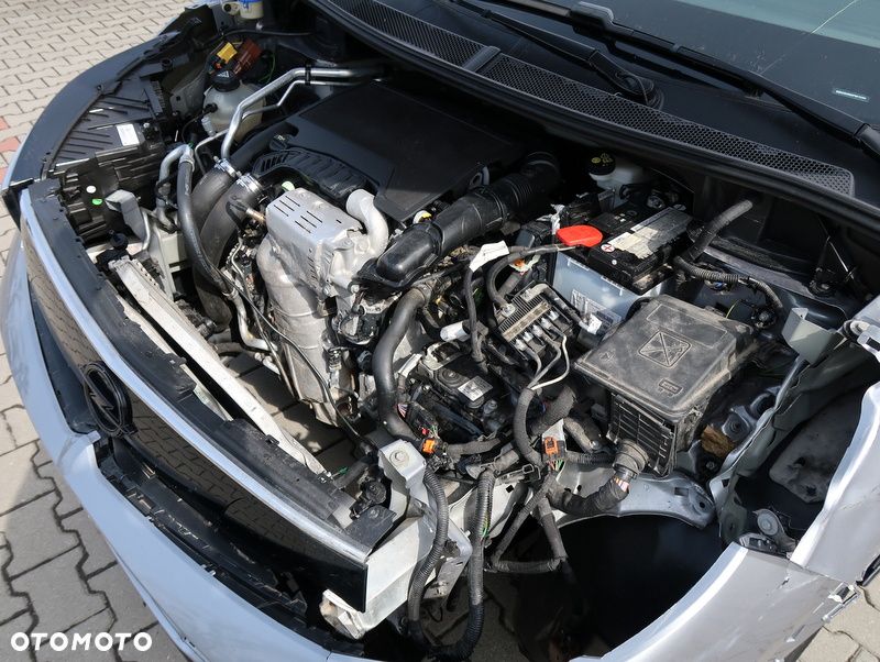 Opel Grandland 1.2 T GS S&S - 29