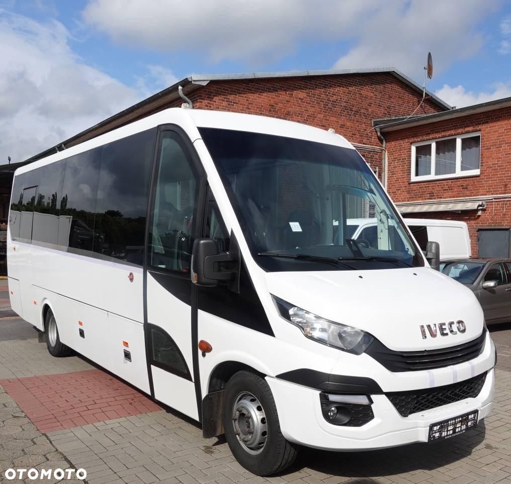 Iveco 70C18 - 1