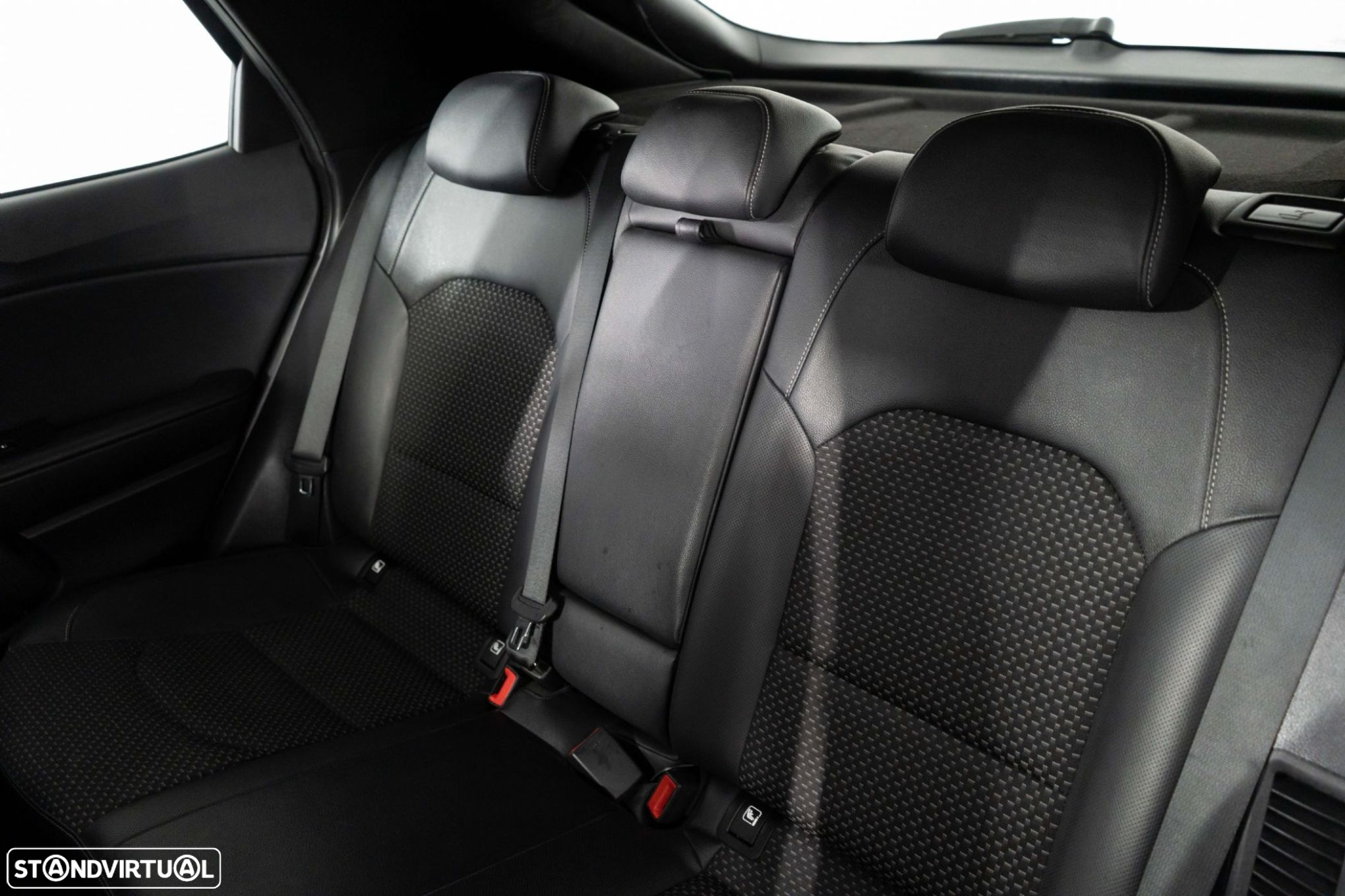 Kia XCeed 1.6 GDi PHEV Drive - 9
