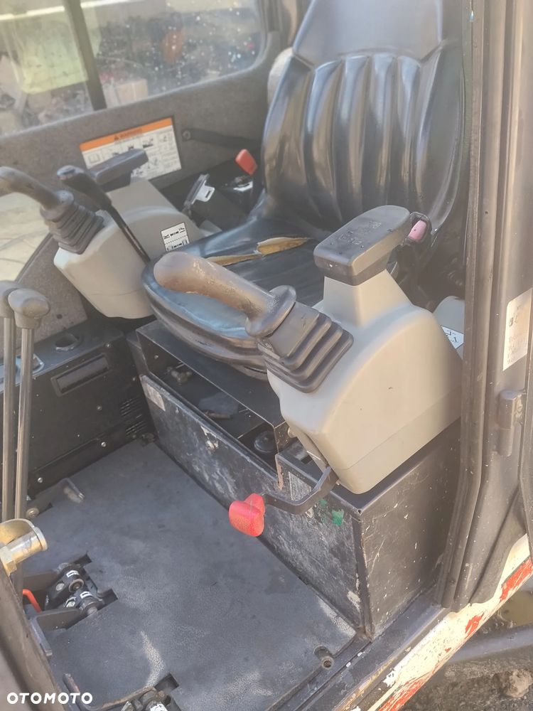 Mini koparkę bobcat 2007 rok godz.2300 - 4