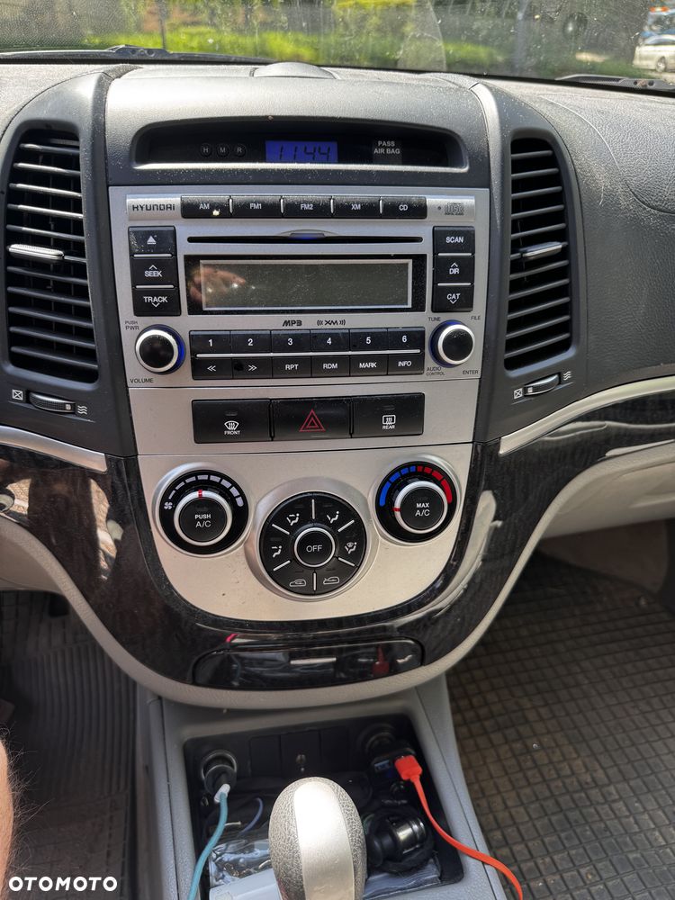 Hyundai Santa Fe - 13