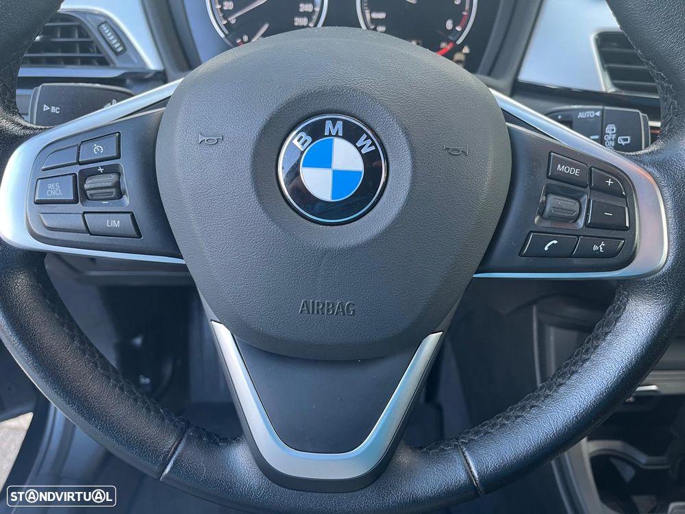 BMW X1 16 d sDrive Auto Line Sport - 22