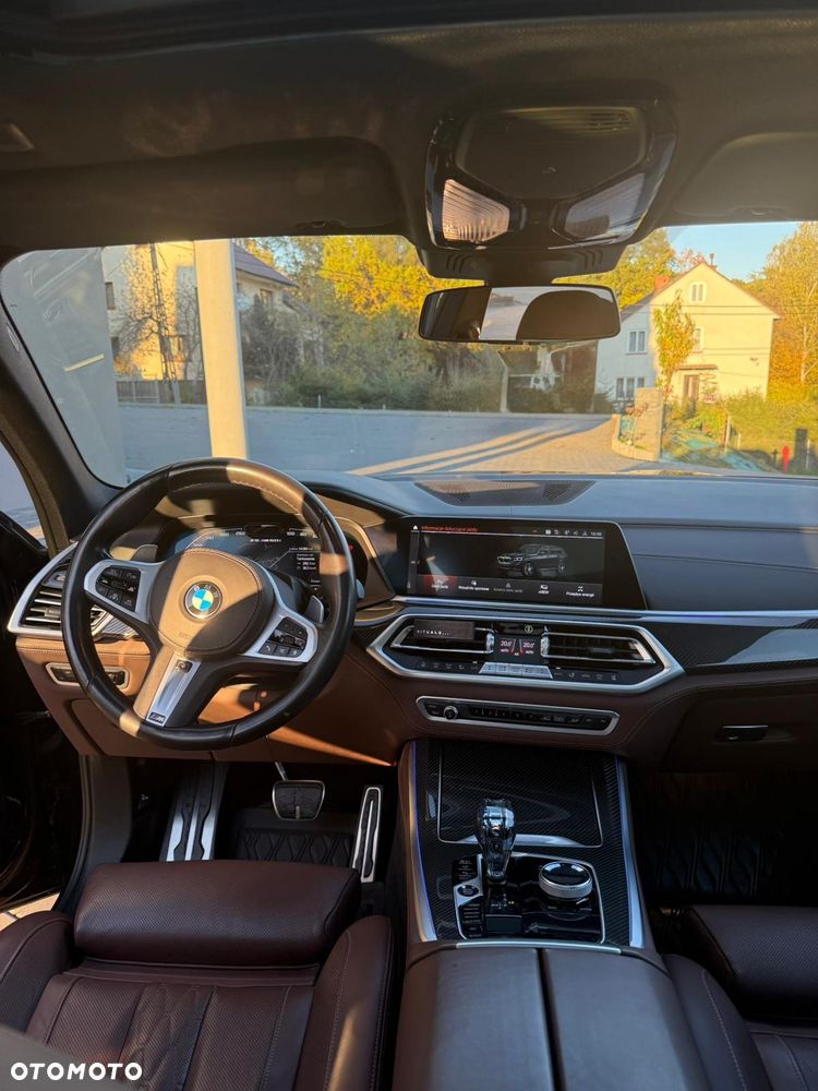 BMW X5 M50i - 4