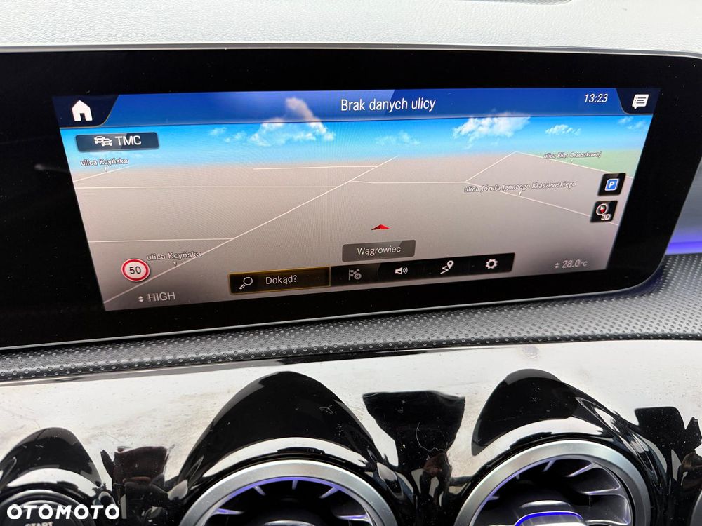 Mercedes-Benz Klasa A 200 7G-DCT AMG Line - 27