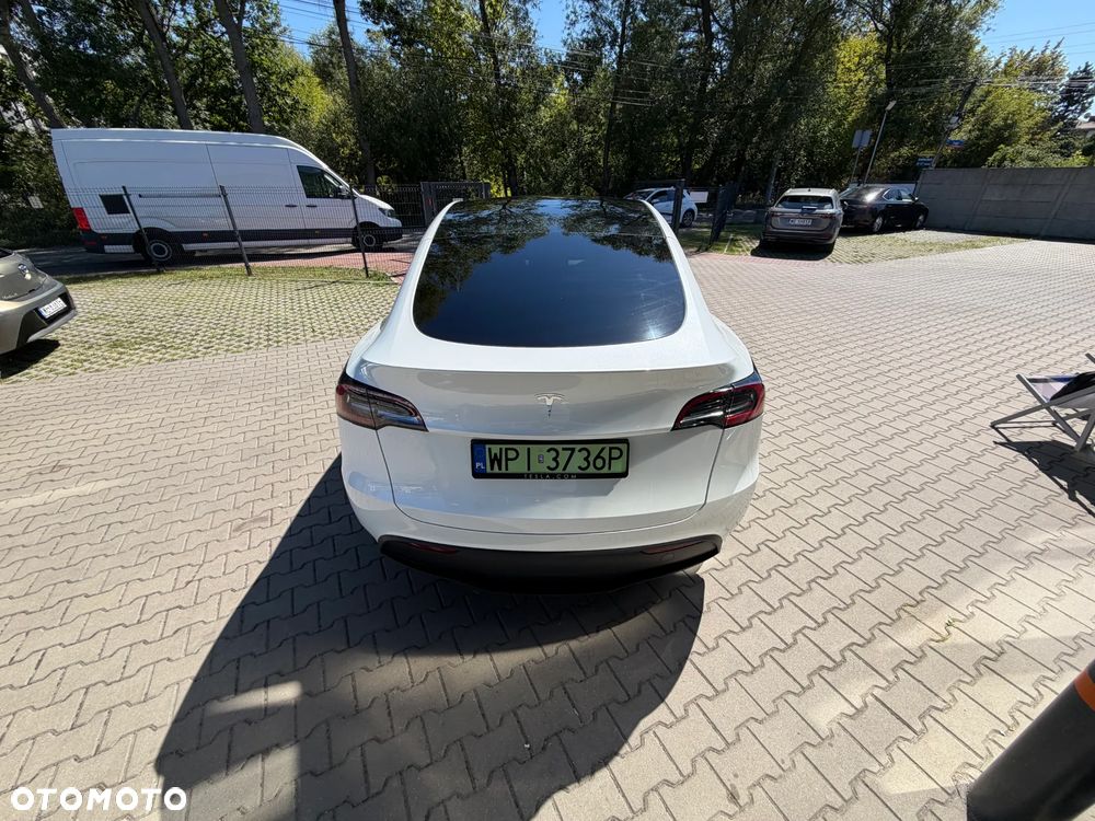Tesla Model Y RWD - 9