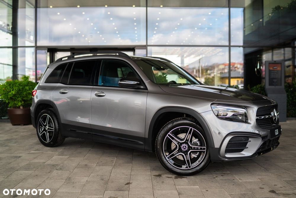 Mercedes-Benz GLB - 5