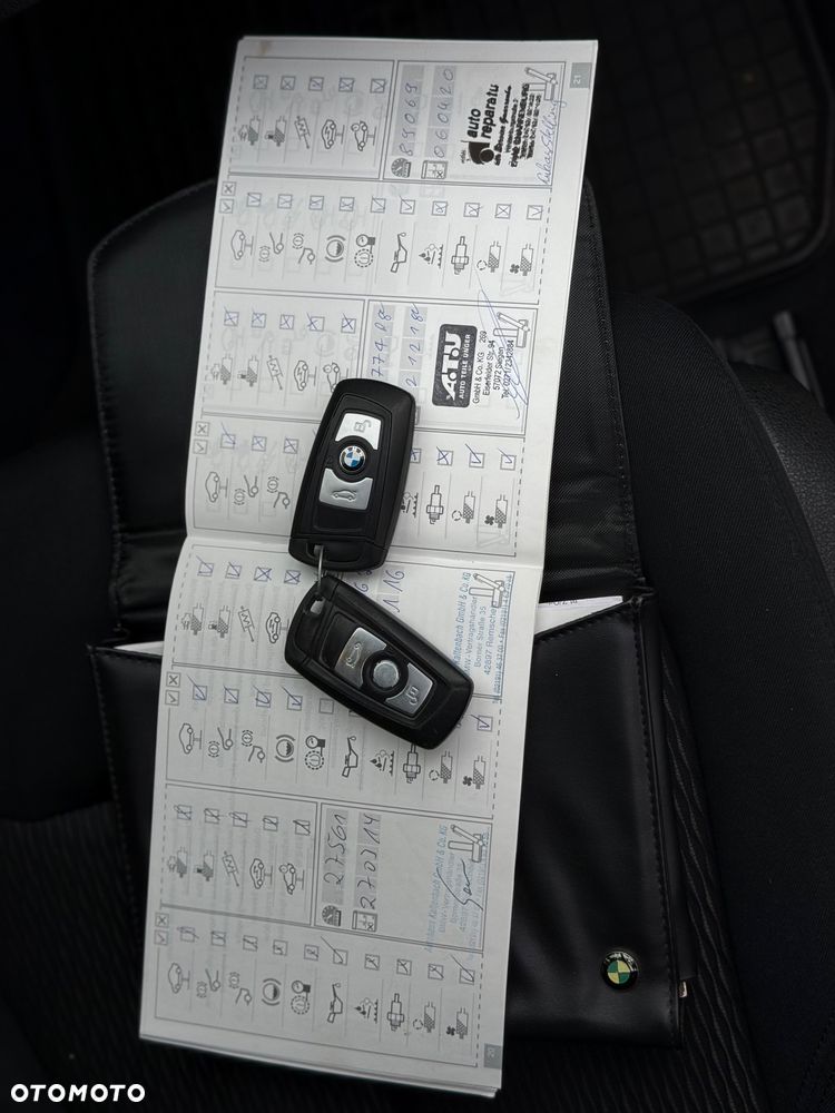 BMW Seria 1 120d Sport Line - 31