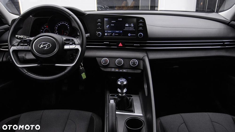 Hyundai Elantra 1.6 Modern - 11