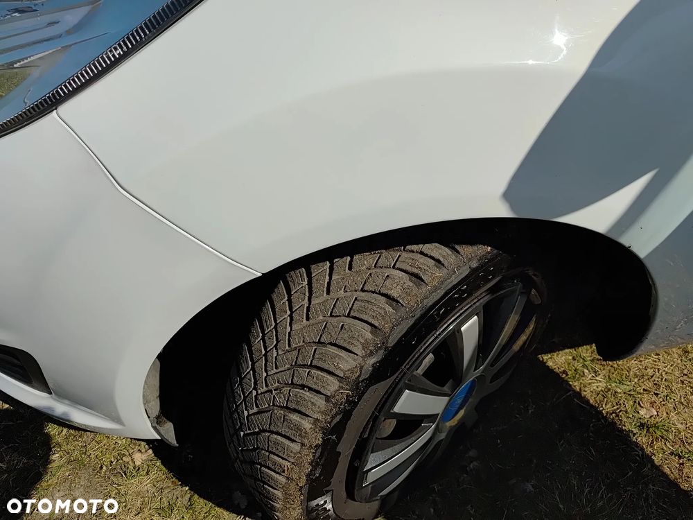 Ford Fiesta 1.25 Ambiente EU5 - 26