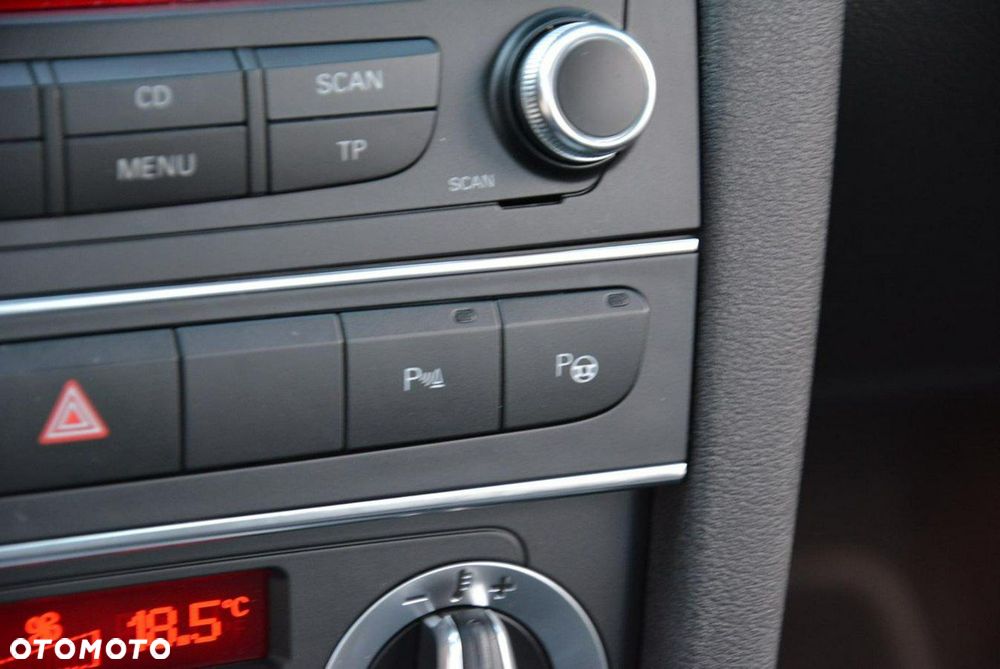 Audi A3 Sportback 1.4 TFSI Attraction - 25