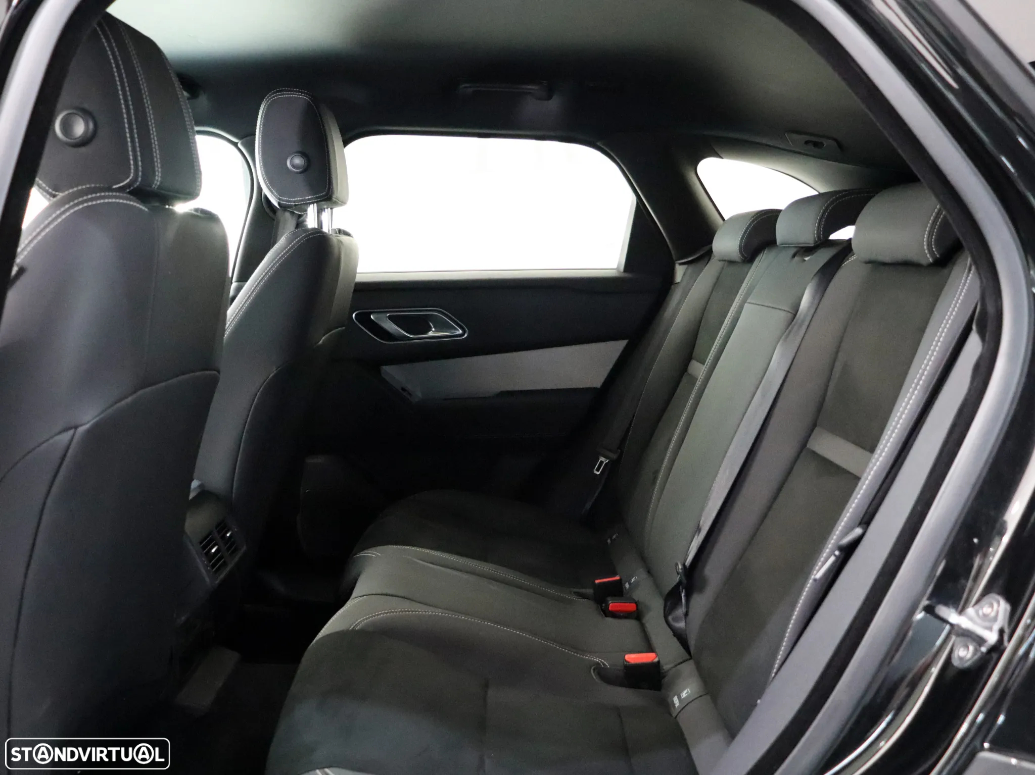 Land Rover Range Rover Velar 2.0 D R-Dynamic SE - 11