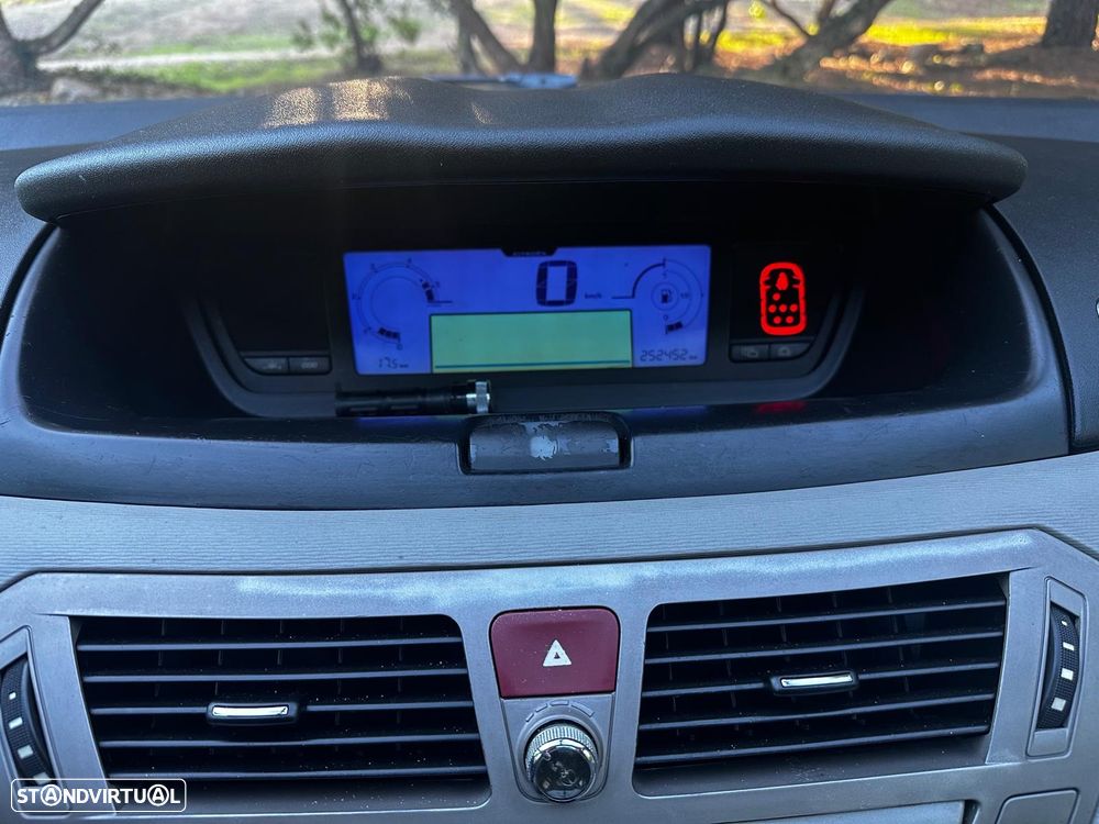 Citroën C4 Grand Picasso 1.6 HDi FAP Exclusive - 11