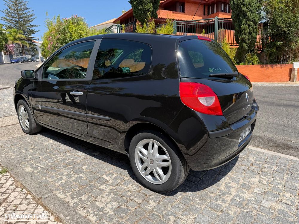 Renault Clio 1.2 16V Pack - 4