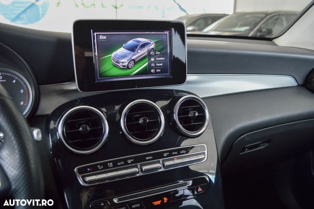 Mercedes-Benz GLC Coupe 250 d 4MATIC - 28