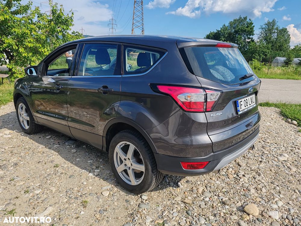 Ford Kuga 2.0 TDCi Powershift 4WD Titanium - 2