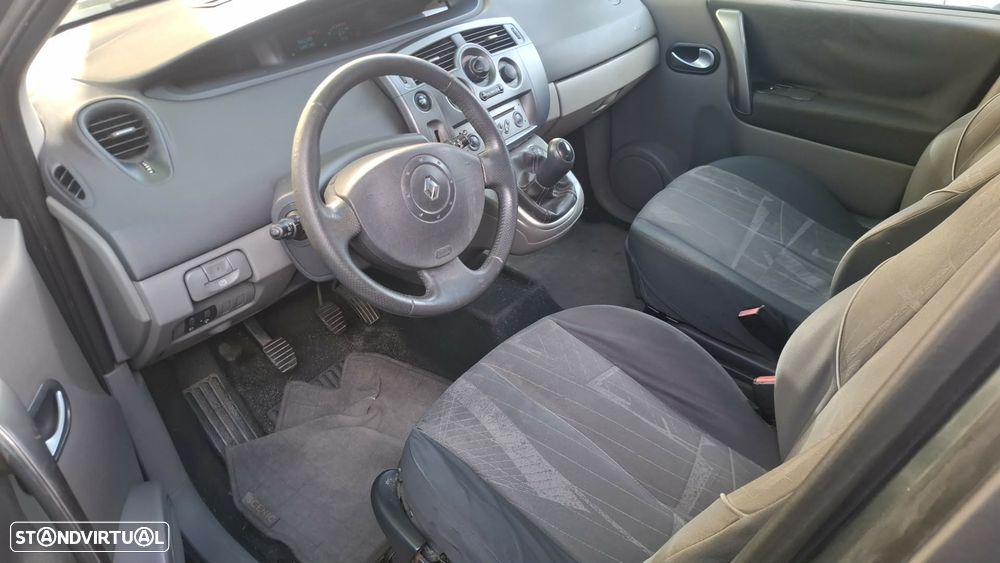 Renault Scénic 1.5 dCi Dynamique - 8