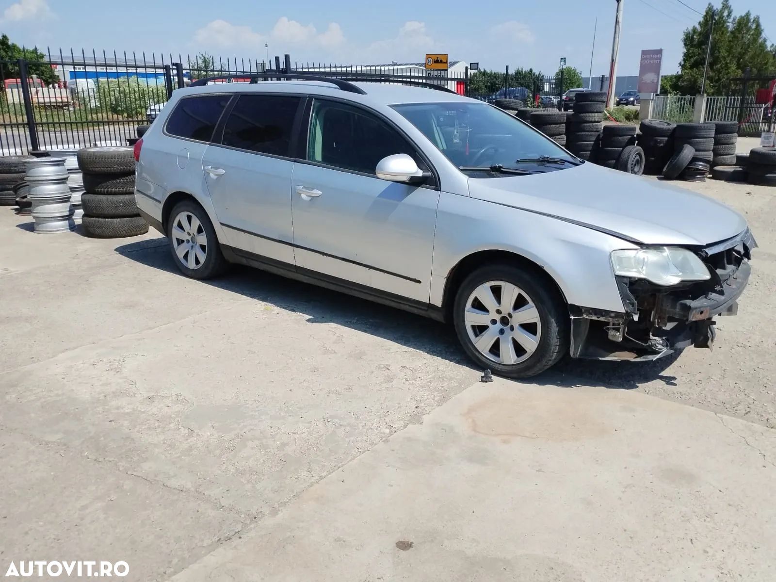 Dezmembram VW Passat B6 Break - 1