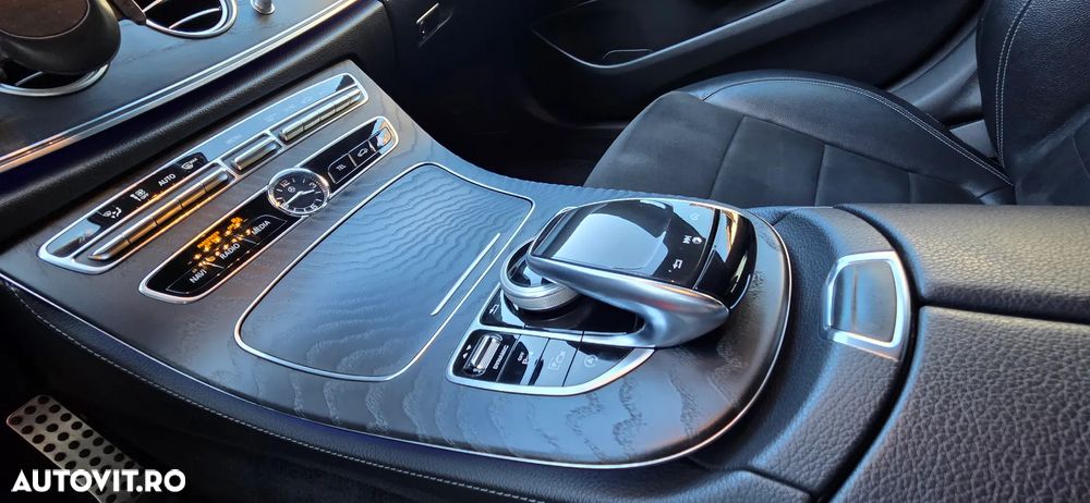 Mercedes-Benz E 220 d 4MATIC Aut. - 13