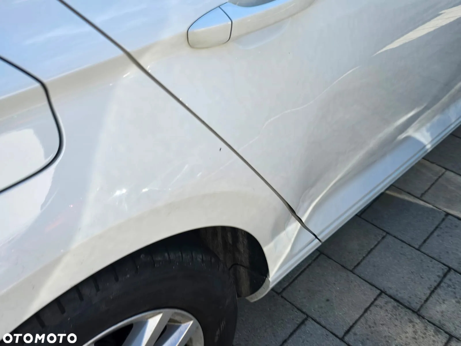 Volkswagen Passat 2.0 TDI (BlueMotion Technology) Comfortline - 5