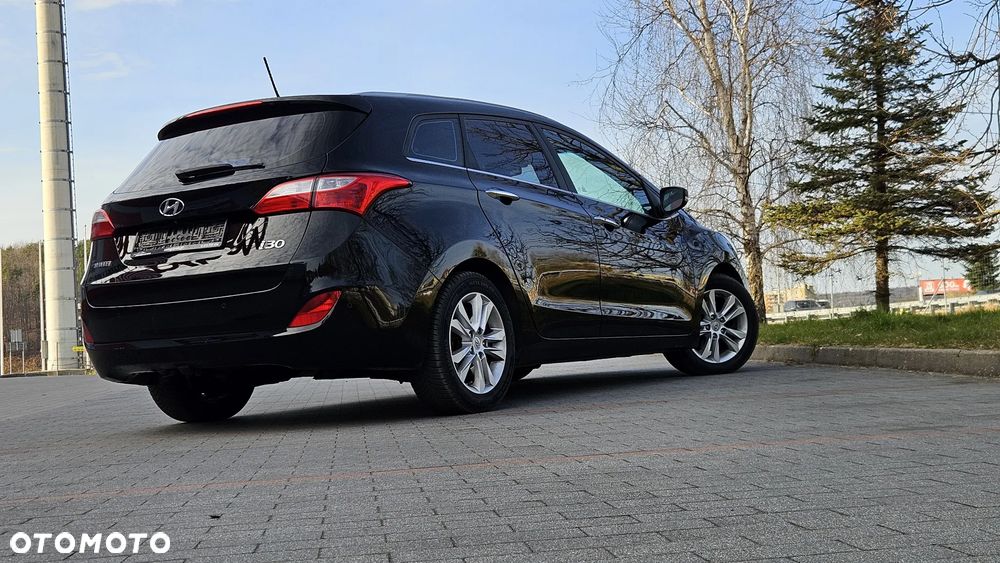 Hyundai i30 1.6 CRDi Automatik Trend - 21