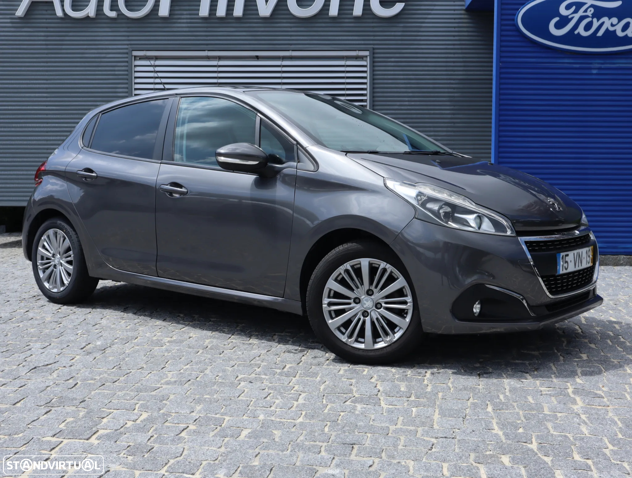Peugeot 208 1.2 PureTech Style - 6