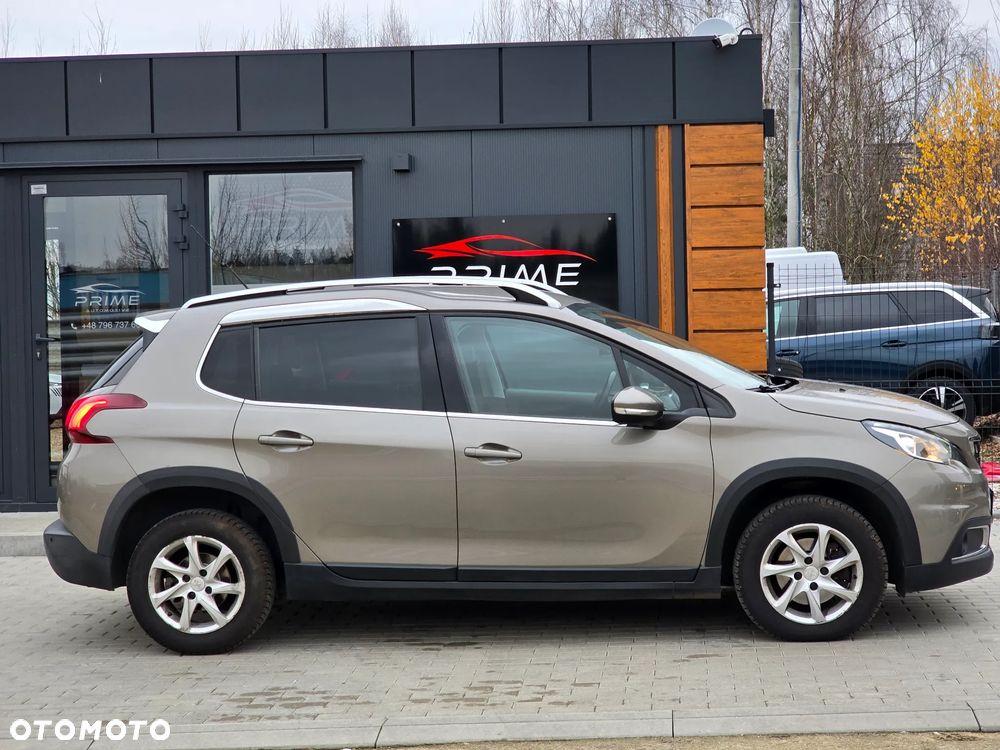 Peugeot 2008 1.2 Pure Tech Allure S&S EAT6 - 7