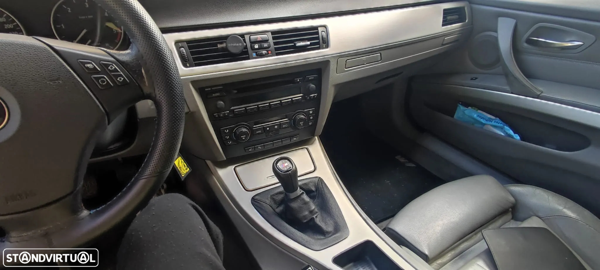 BMW 320 d Touring Exclusive - 8