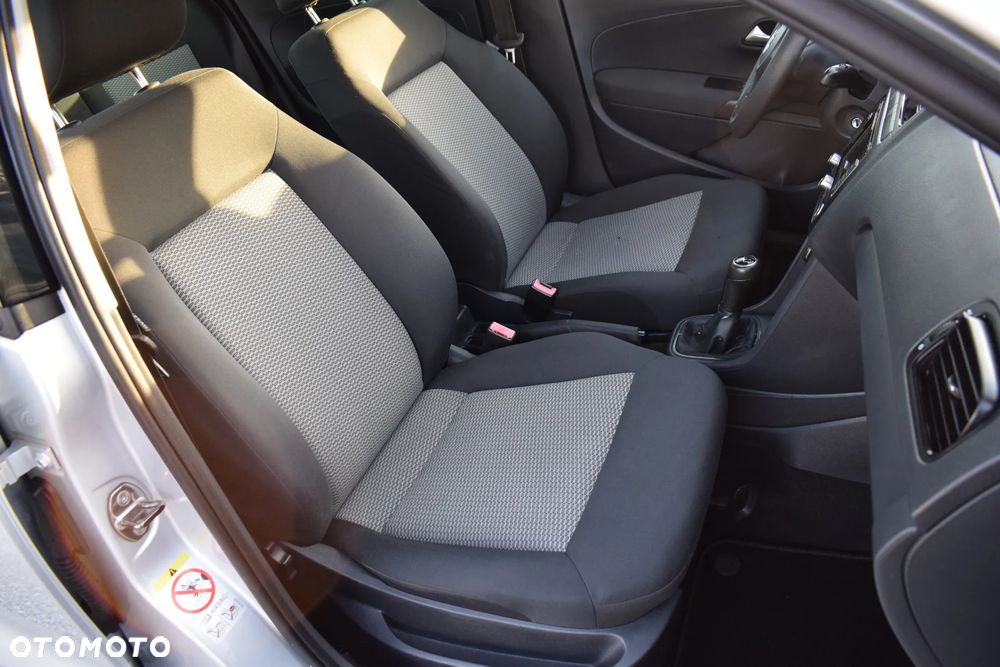 Volkswagen Polo - 28