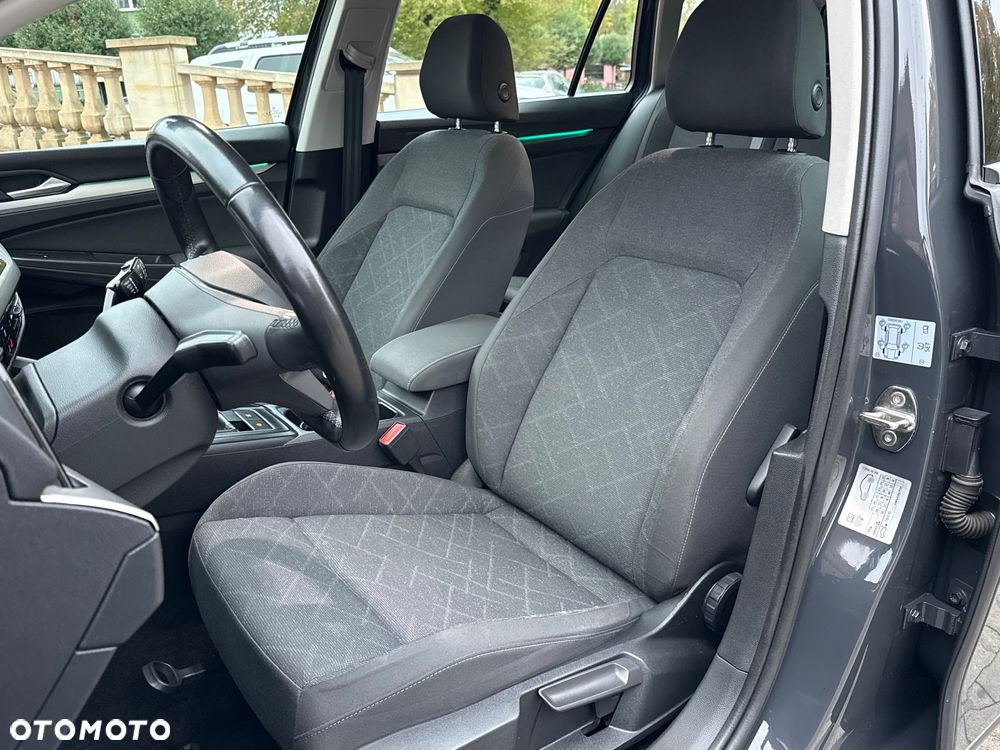 Volkswagen Golf VIII 2.0 TDI - 36