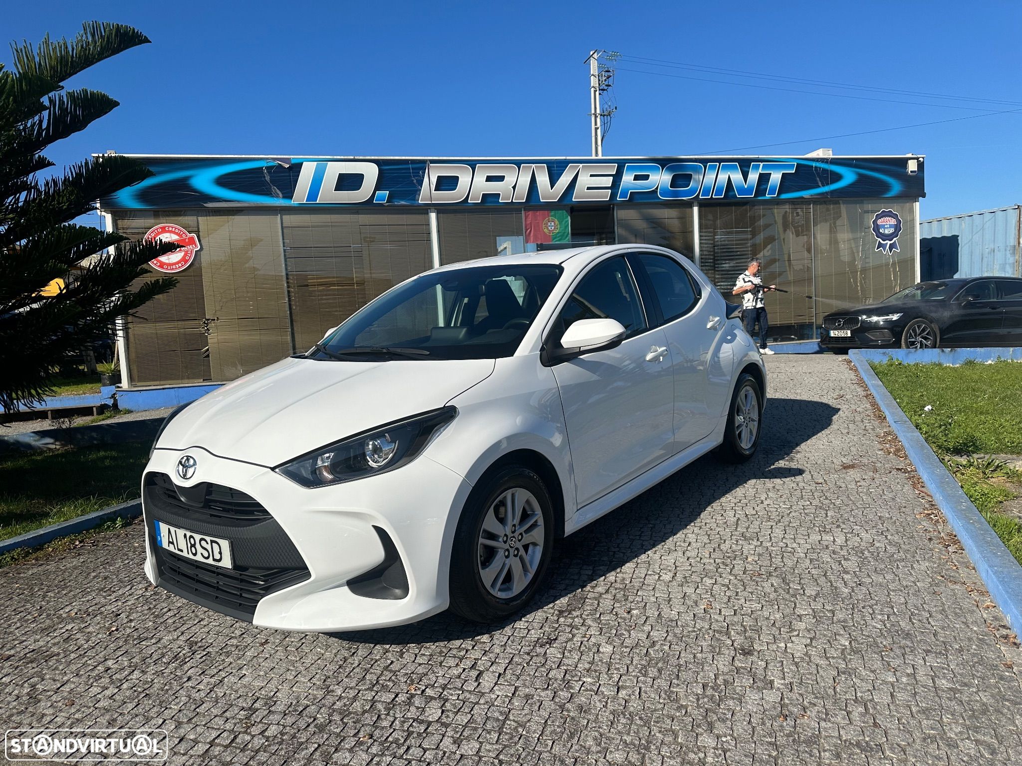 Toyota Yaris 1.0 VVT-i Comfort - 1