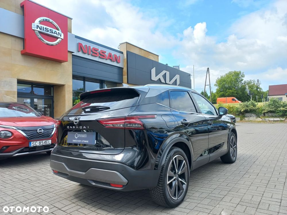 Nissan Qashqai 1.3 DIG-T MHEV 4x4 Tekna Xtronic - 3