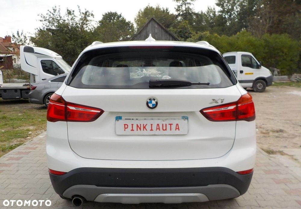 BMW X1 - 15
