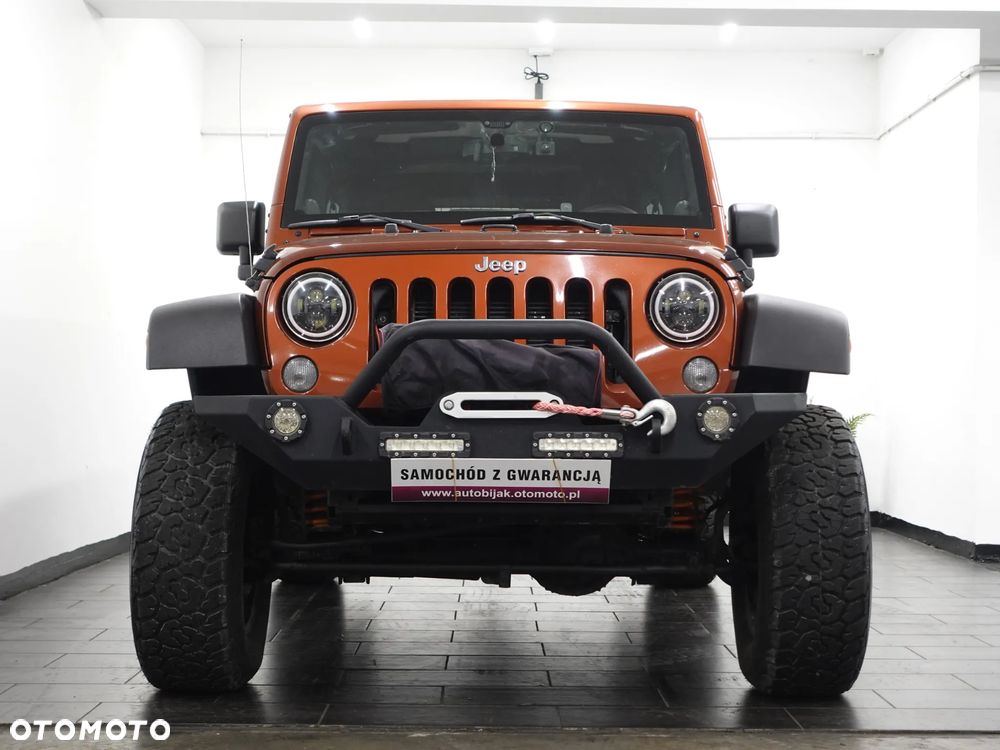 Jeep Wrangler - 11