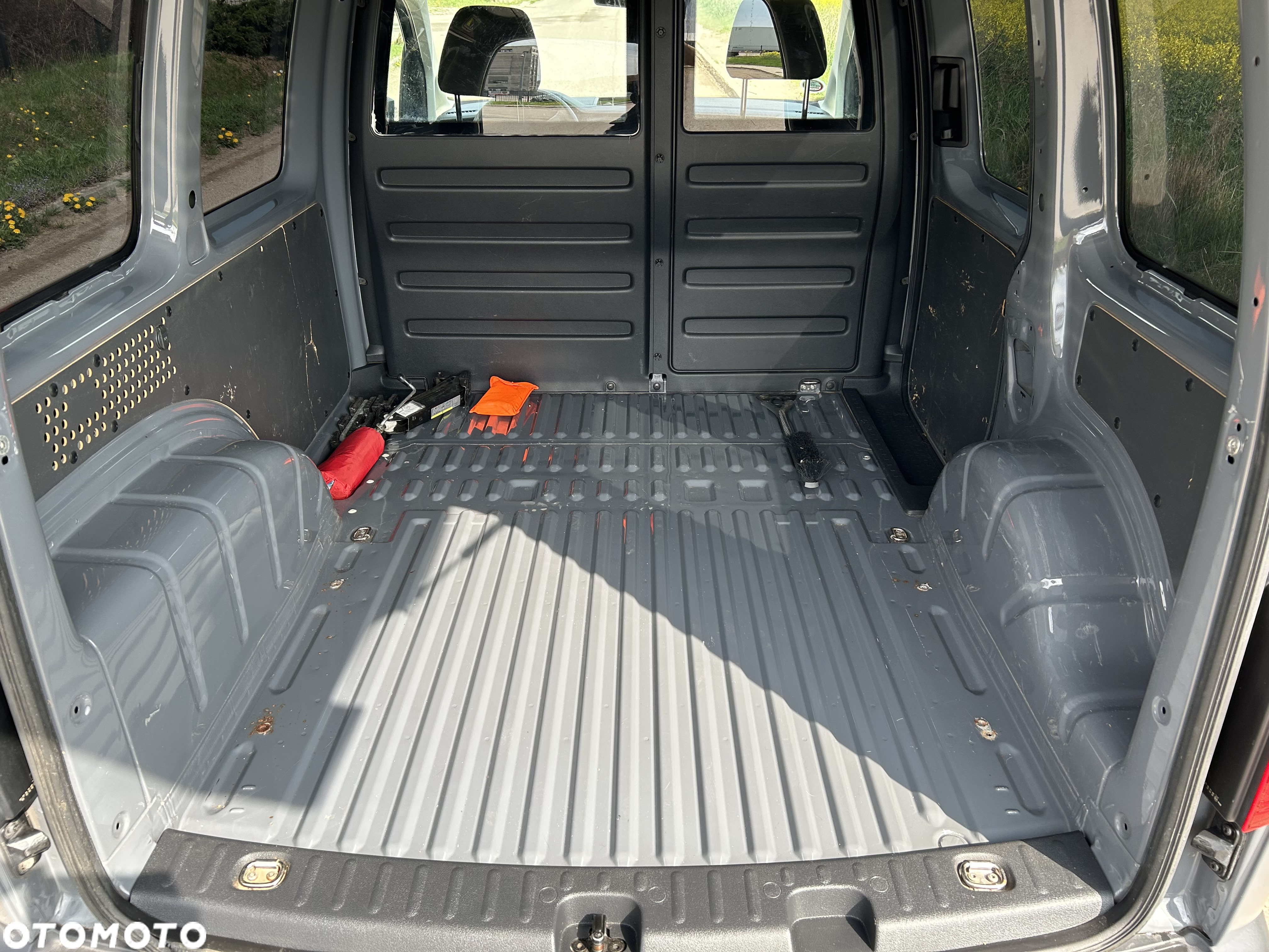 Volkswagen Caddy - 6