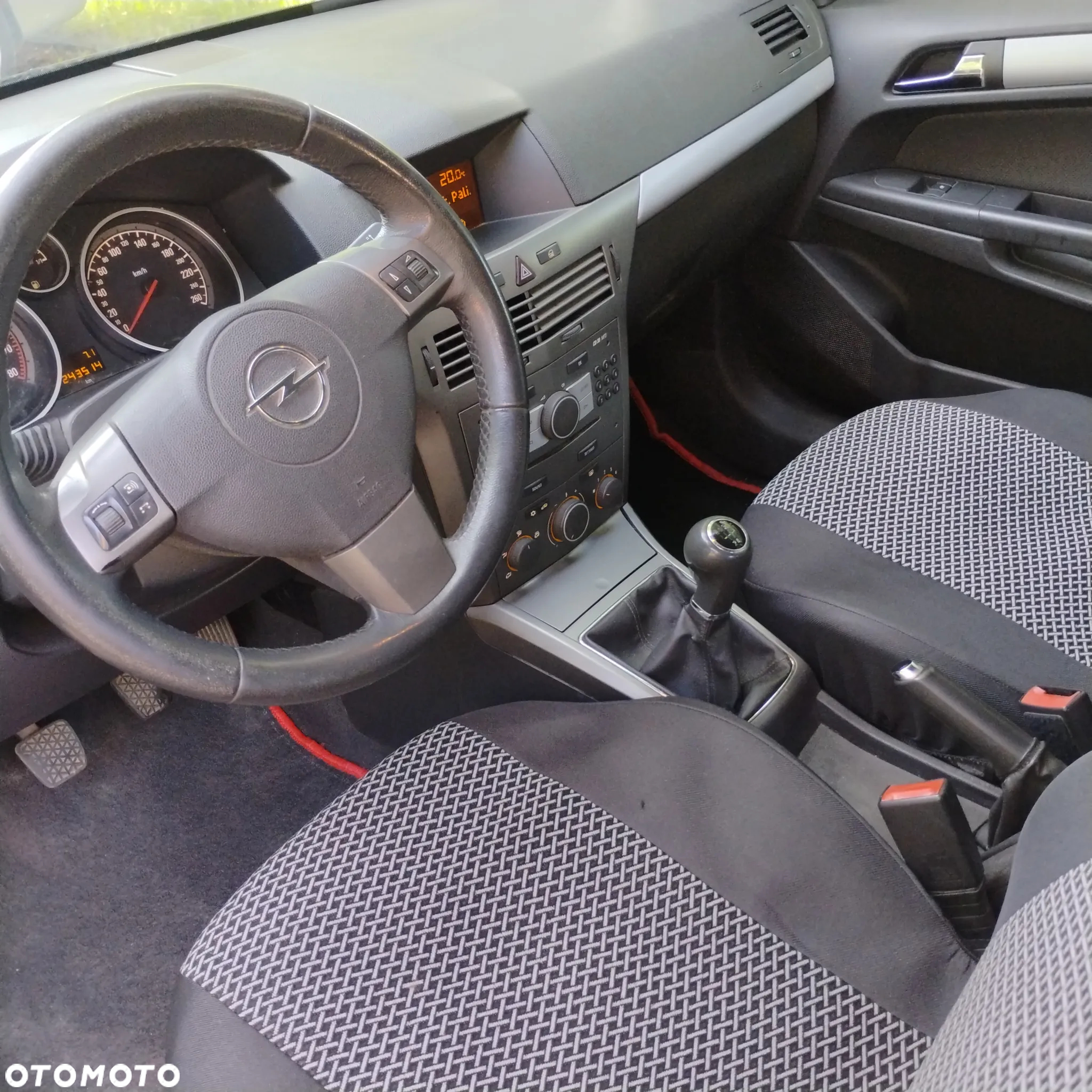 Opel Astra 1.4 Caravan - 4