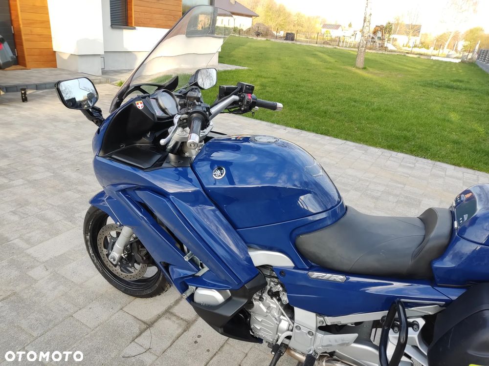 Yamaha FJR - 4
