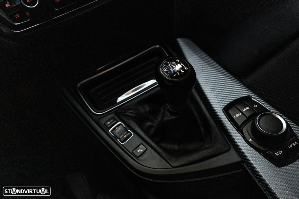 BMW 318 d Sport - 27