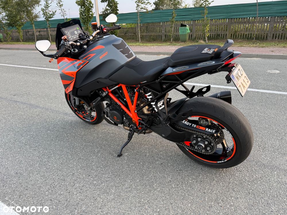 KTM Super Duke - 10