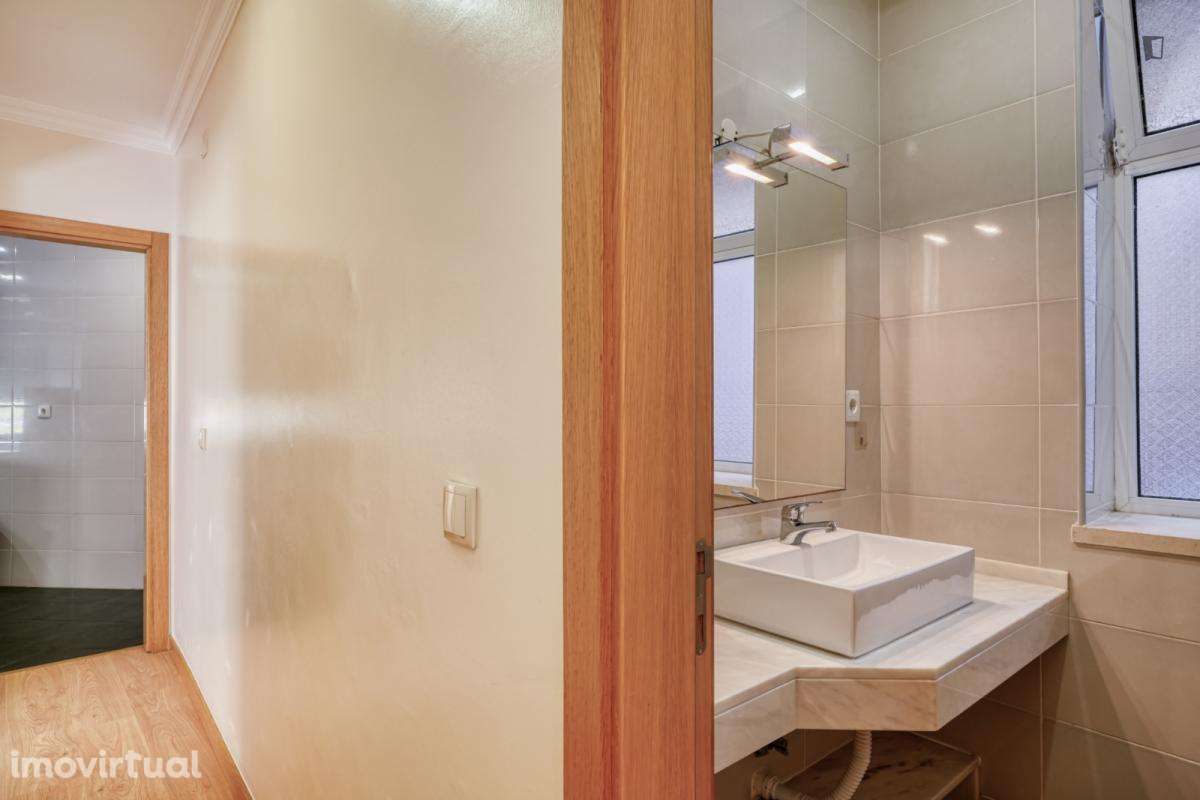 Quarto - localizado em Penha de França Lisbon - Grande imagem: 4/18