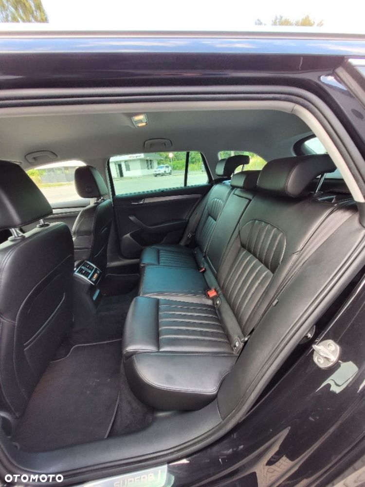 Skoda Superb 2.0 TDI Style - 15