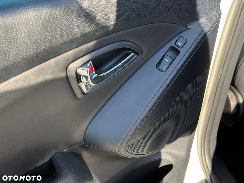 Hyundai ix35 2.0 4WD Premium - 29