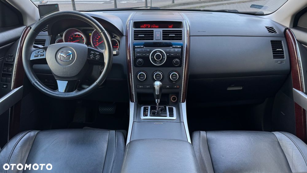 Mazda CX-9 3.7 V6 - 8