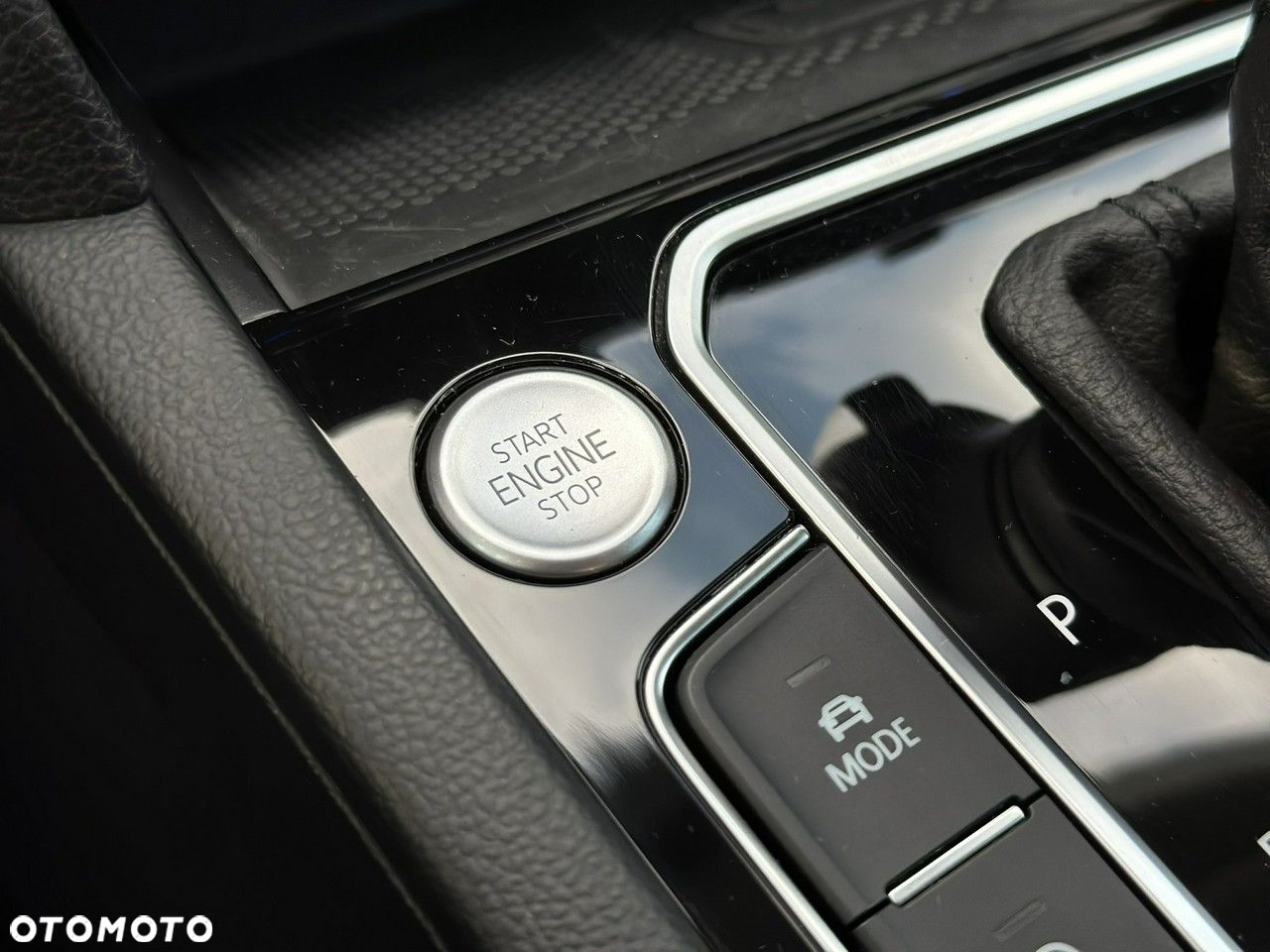 Volkswagen Passat 2.0 TDI EVO Elegance DSG - 17